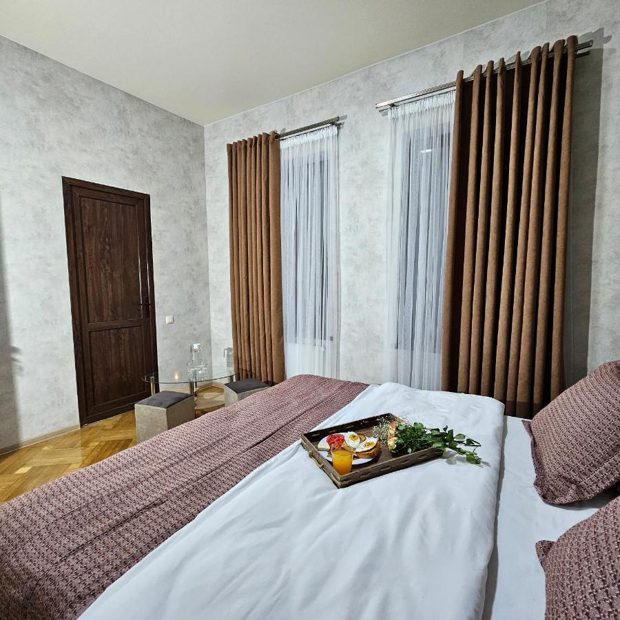 Memory Basket Hotel Kutaiszi Kültér fotó